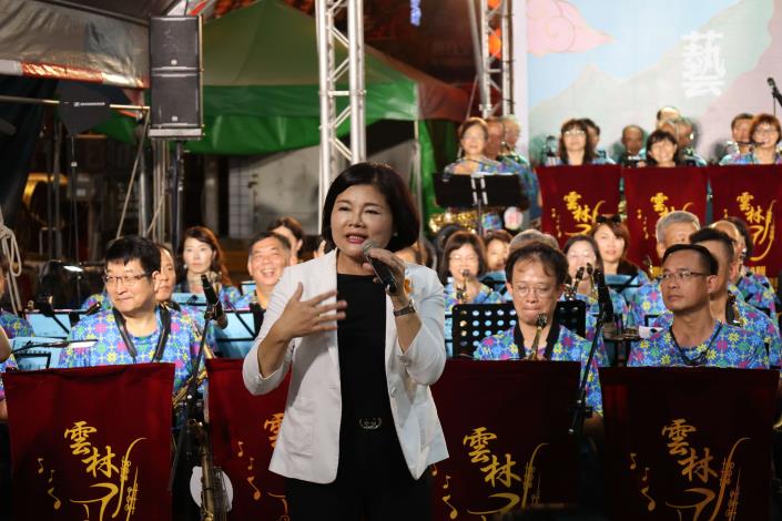 張麗善縣長鼓勵大家走出戶外，享受高水準藝術饗宴，為生活增添小確幸。