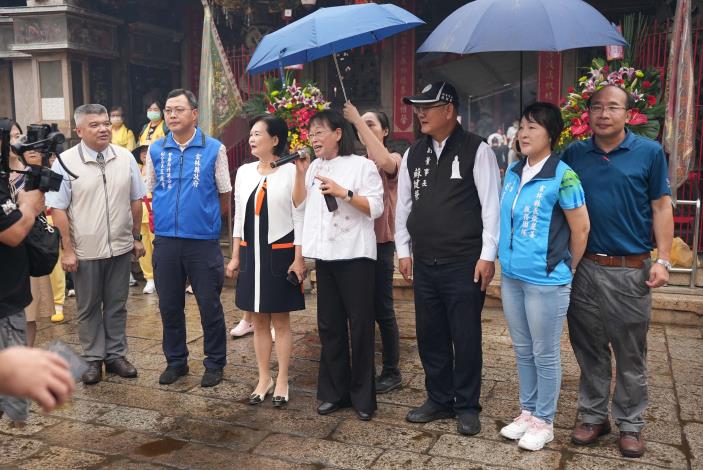 謝副縣長到場向縣內藝文特優團隊致意與鼓勵