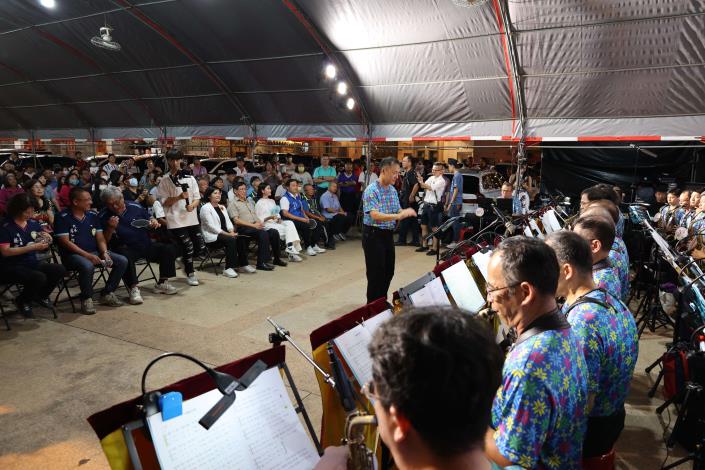 2024藝術宅急便今日晚間抵達四湖，張麗善縣長與鄉親共享音樂饗宴。